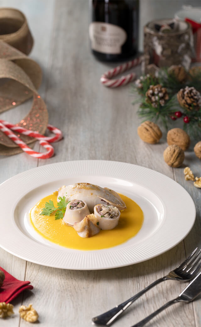 Calamari ripieni con crema di zucca e olive