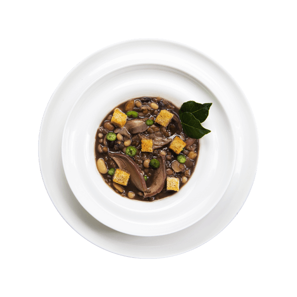 Zuppa di legumi con funghi e crostini di pane