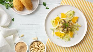 Tortino di acciughe con insalata di finocchi e arance