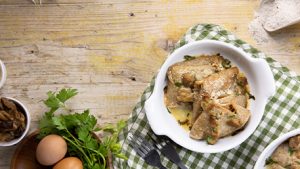 Crespelle di grano saraceno con robiola e funghi