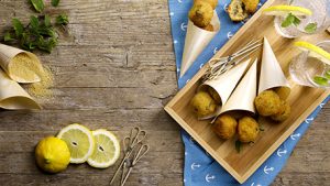 Polpette di cous cous aromatizzate alla menta e limone