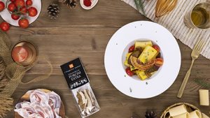 Paccheri con funghi porcini, pancetta croccante e zafferano