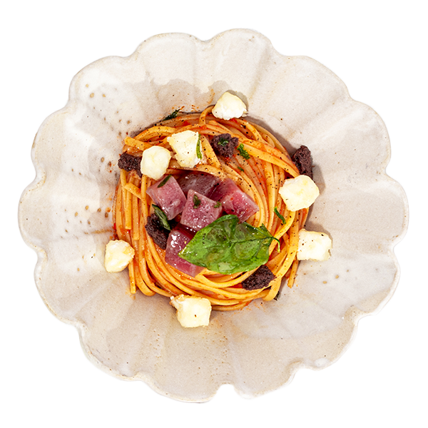 Linguine al sugo di pomodorino ciliegino e tonno fresco