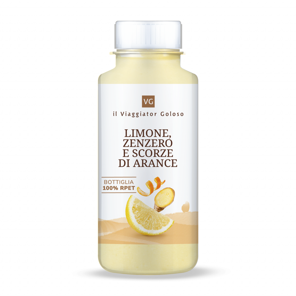 Bevanda di limone, zenzero e scorze di arance